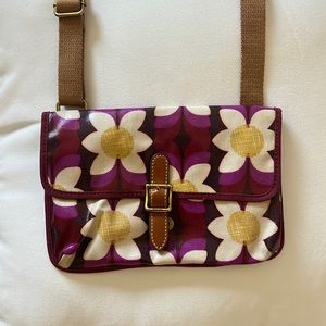 Selling a Fossil Crossbody bag